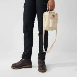 FJÄLLRÄVEN KÅNKEN SLING Unisex - Umhängetasche -Primus Verkäufe 5637944317 h kanken sling fjaellraeven 24 1